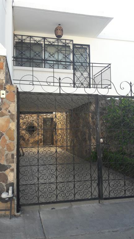 Hostal Yapa Leon Exterior photo