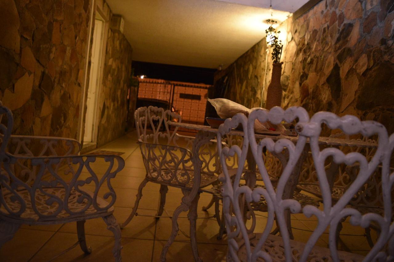 Hostal Yapa Leon Exterior photo